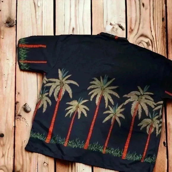 MGM Grand Men’s Button-Down Tropical Print Shirt Size XL. #Rare and Eclectic. - Picture 4 of 4